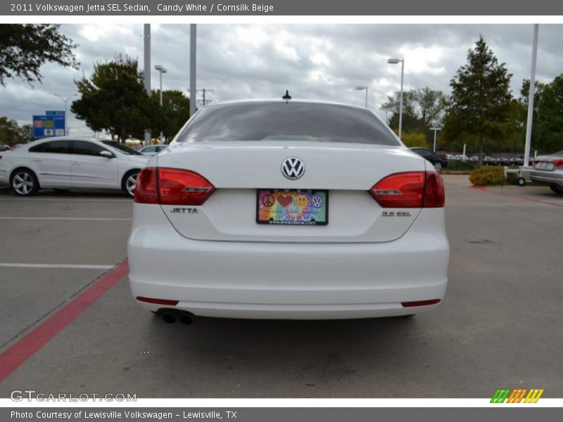 Candy White / Cornsilk Beige 2011 Volkswagen Jetta SEL Sedan