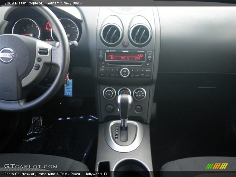 Gotham Gray / Black 2009 Nissan Rogue SL