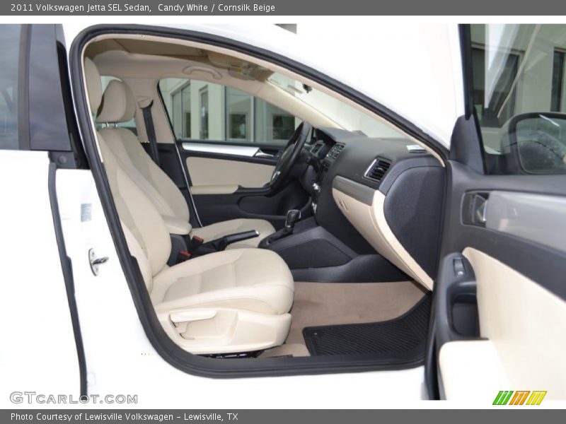 Candy White / Cornsilk Beige 2011 Volkswagen Jetta SEL Sedan
