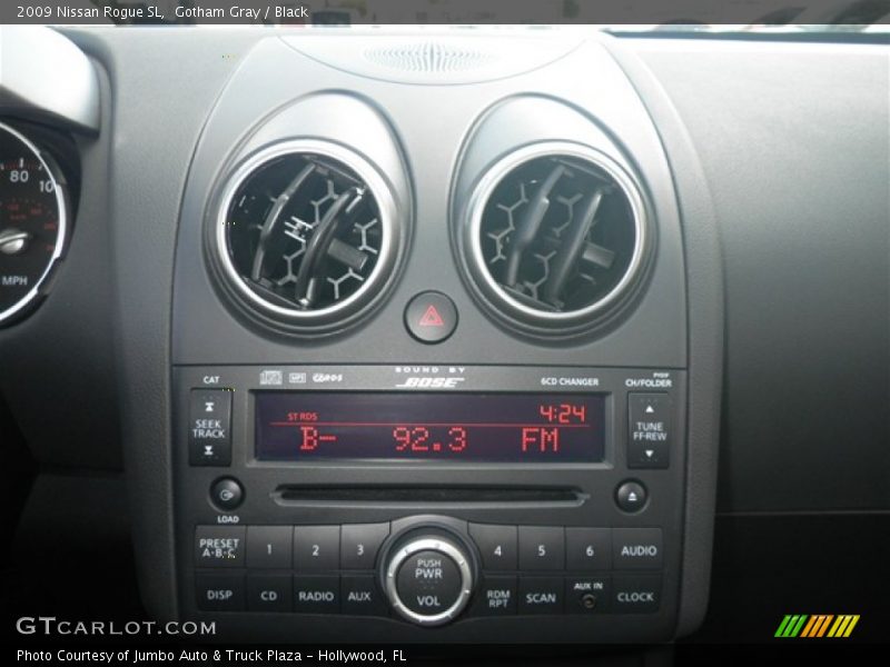 Gotham Gray / Black 2009 Nissan Rogue SL