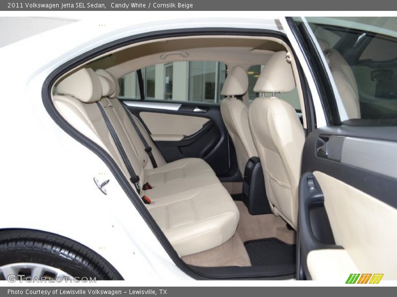 Candy White / Cornsilk Beige 2011 Volkswagen Jetta SEL Sedan