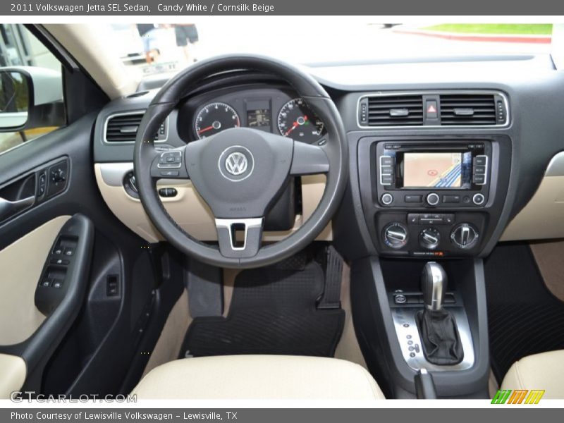Candy White / Cornsilk Beige 2011 Volkswagen Jetta SEL Sedan