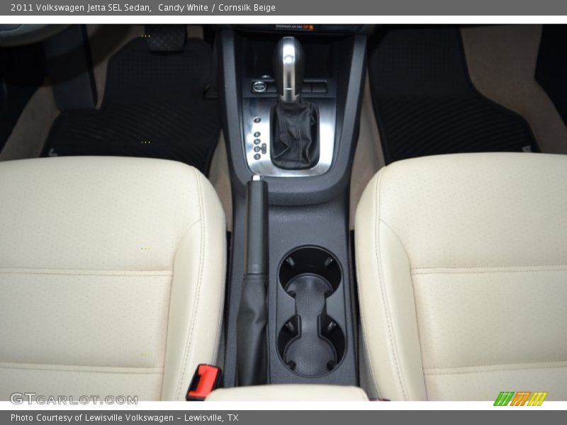Candy White / Cornsilk Beige 2011 Volkswagen Jetta SEL Sedan