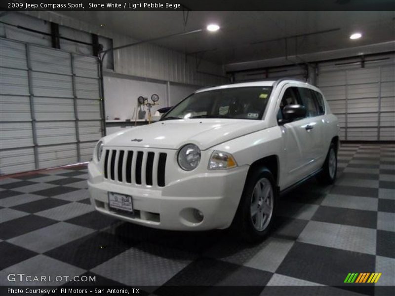 Stone White / Light Pebble Beige 2009 Jeep Compass Sport