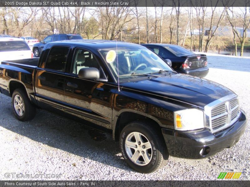 Black / Medium Slate Gray 2005 Dodge Dakota SLT Quad Cab 4x4
