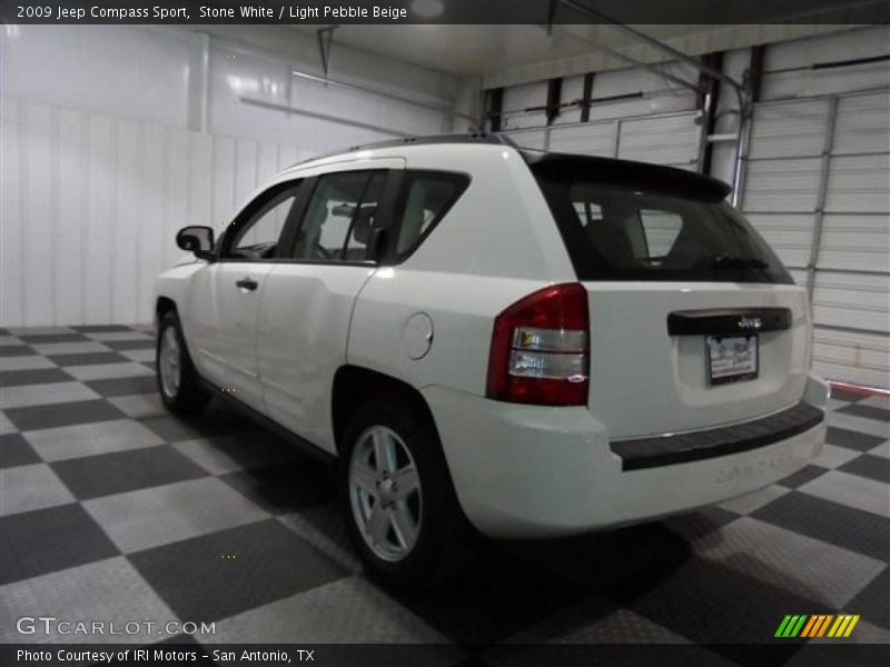 Stone White / Light Pebble Beige 2009 Jeep Compass Sport