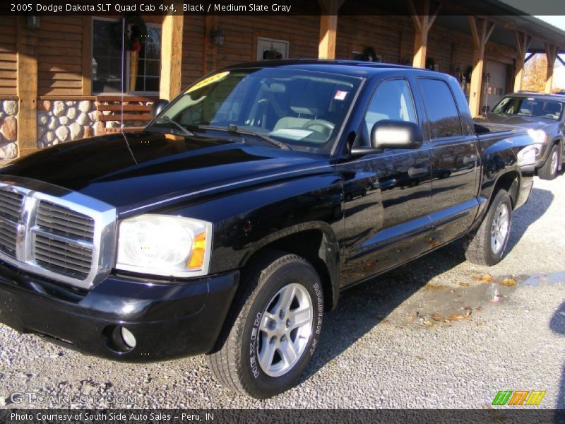 Black / Medium Slate Gray 2005 Dodge Dakota SLT Quad Cab 4x4