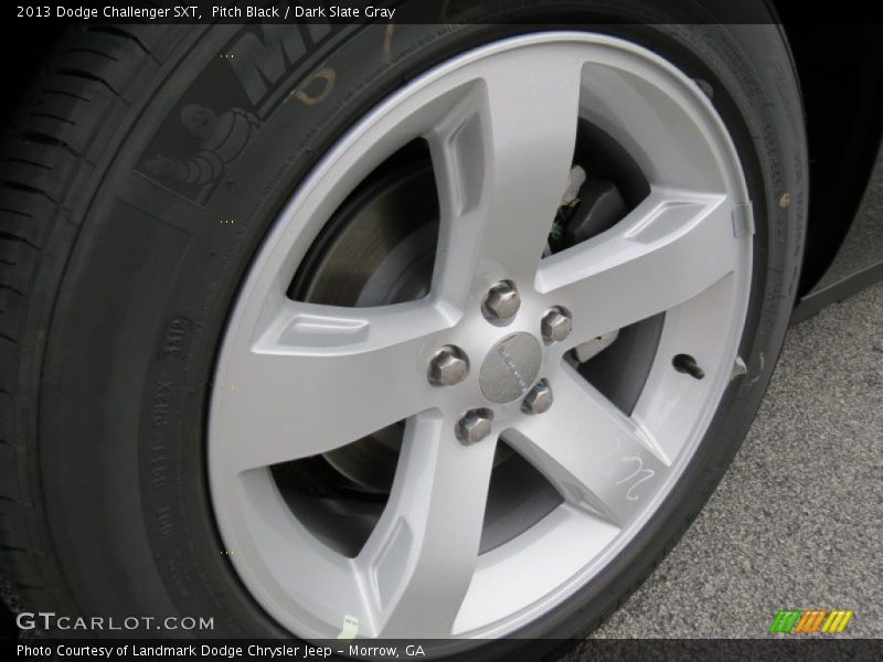 Pitch Black / Dark Slate Gray 2013 Dodge Challenger SXT