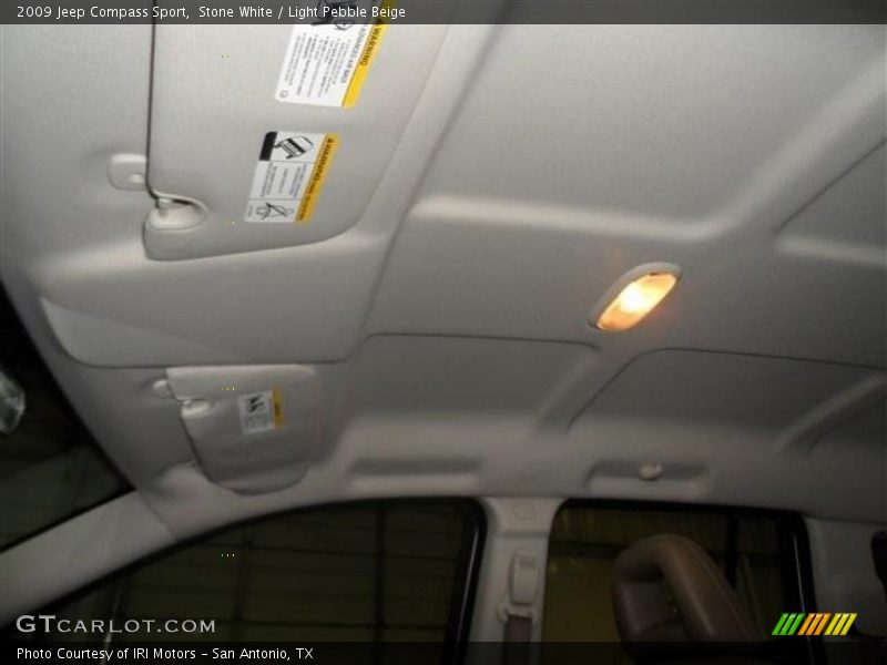 Stone White / Light Pebble Beige 2009 Jeep Compass Sport