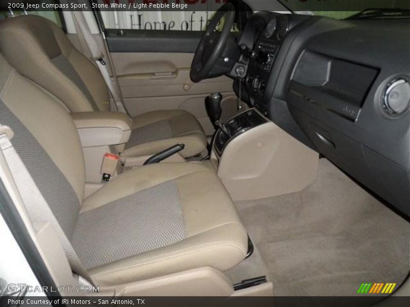 Stone White / Light Pebble Beige 2009 Jeep Compass Sport