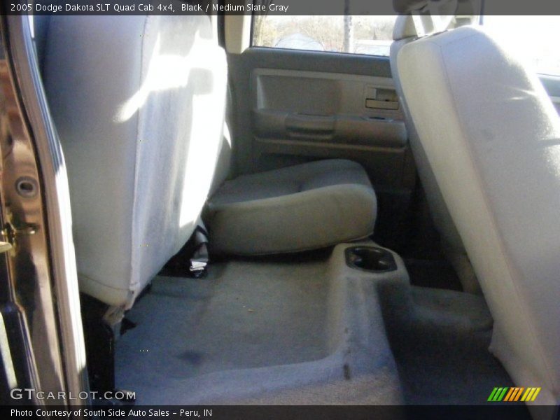 Black / Medium Slate Gray 2005 Dodge Dakota SLT Quad Cab 4x4