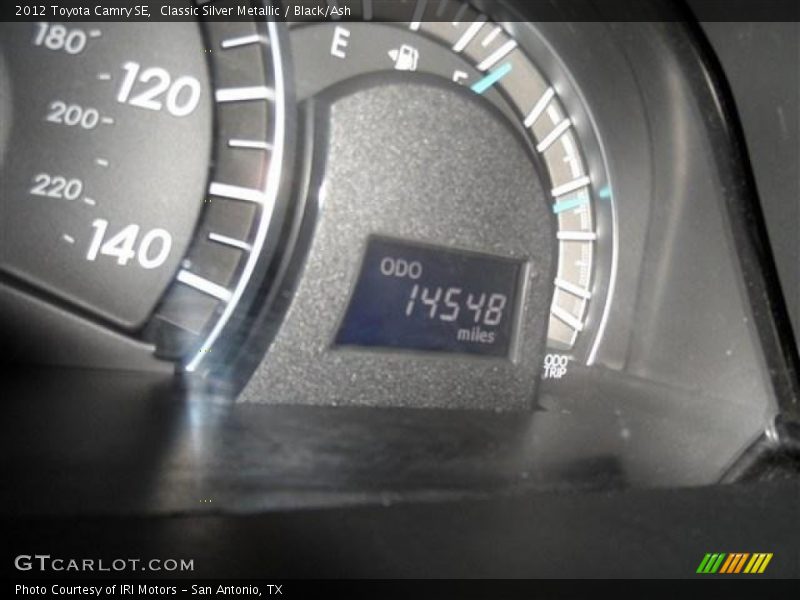 Classic Silver Metallic / Black/Ash 2012 Toyota Camry SE