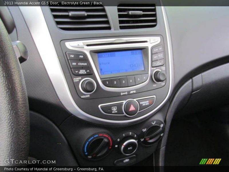 Controls of 2013 Accent GS 5 Door