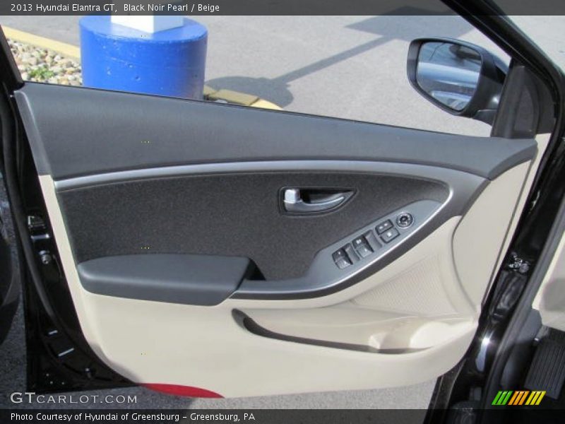 Black Noir Pearl / Beige 2013 Hyundai Elantra GT