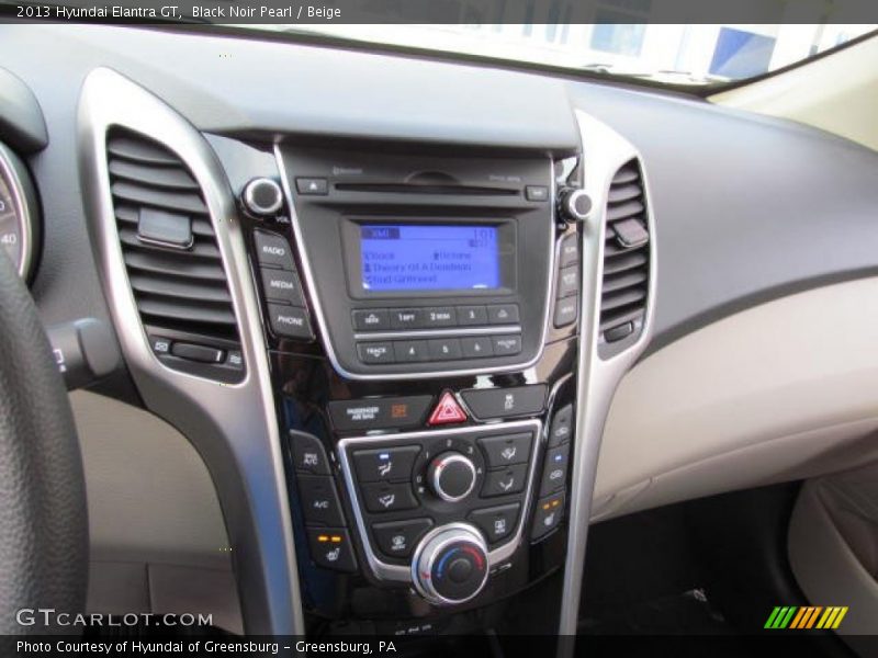 Black Noir Pearl / Beige 2013 Hyundai Elantra GT