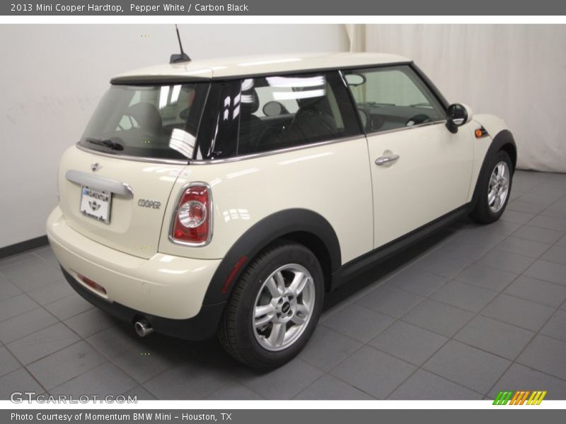 Pepper White / Carbon Black 2013 Mini Cooper Hardtop