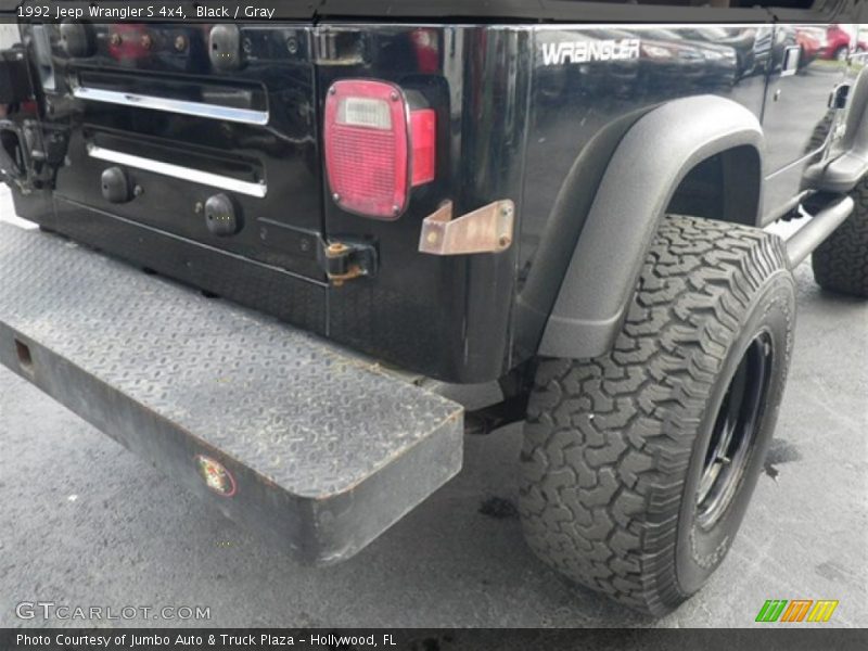 Black / Gray 1992 Jeep Wrangler S 4x4