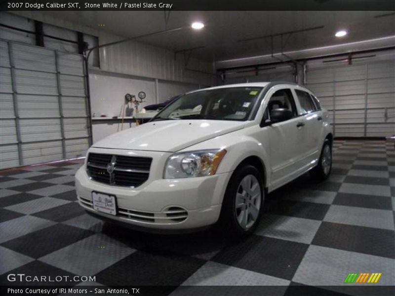 Stone White / Pastel Slate Gray 2007 Dodge Caliber SXT