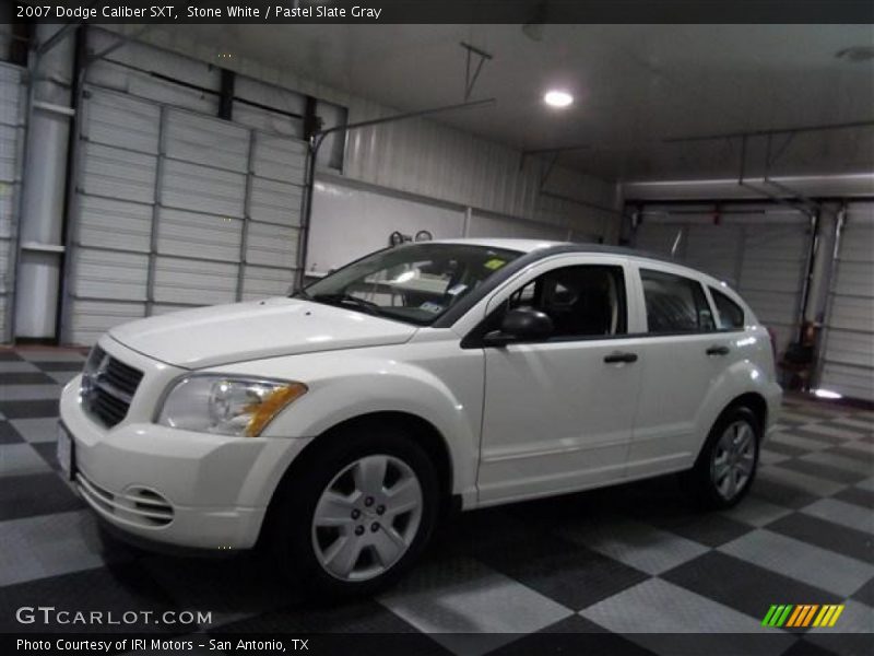 Stone White / Pastel Slate Gray 2007 Dodge Caliber SXT