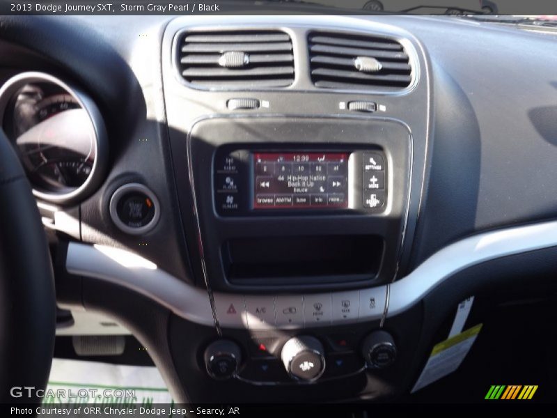 Storm Gray Pearl / Black 2013 Dodge Journey SXT