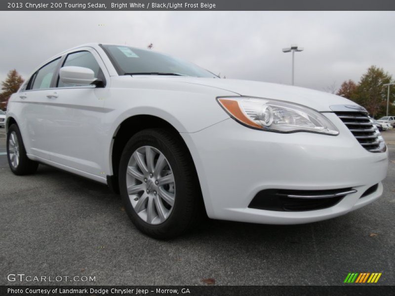 Bright White / Black/Light Frost Beige 2013 Chrysler 200 Touring Sedan