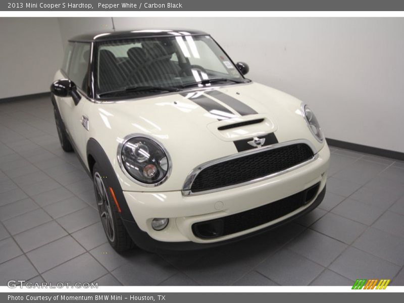 Pepper White / Carbon Black 2013 Mini Cooper S Hardtop