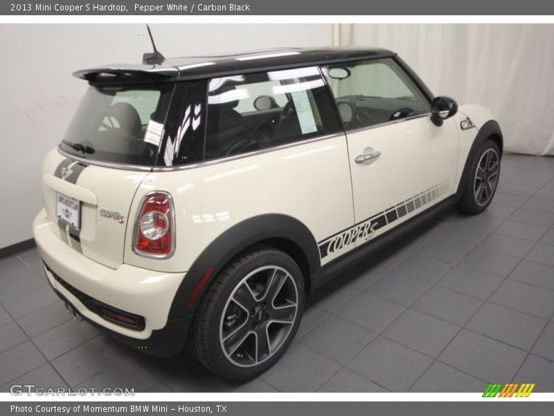 Pepper White / Carbon Black 2013 Mini Cooper S Hardtop