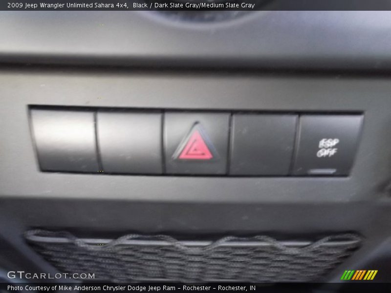 Black / Dark Slate Gray/Medium Slate Gray 2009 Jeep Wrangler Unlimited Sahara 4x4