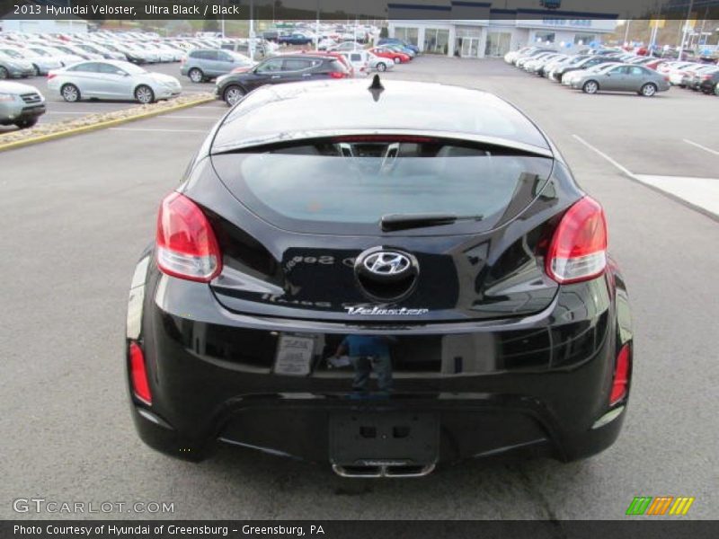 Ultra Black / Black 2013 Hyundai Veloster