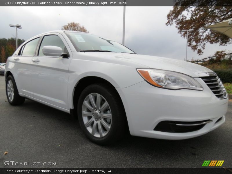 Bright White / Black/Light Frost Beige 2013 Chrysler 200 Touring Sedan