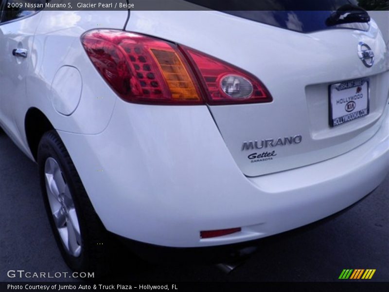 Glacier Pearl / Beige 2009 Nissan Murano S