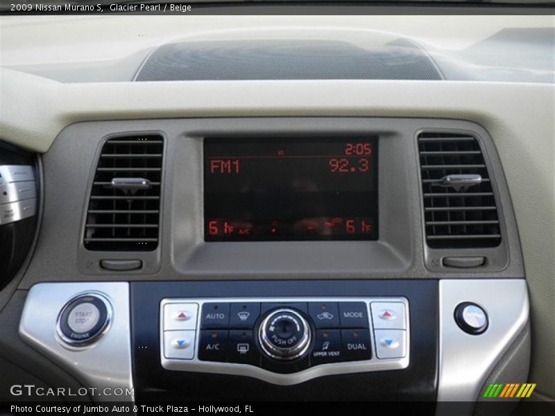 Glacier Pearl / Beige 2009 Nissan Murano S