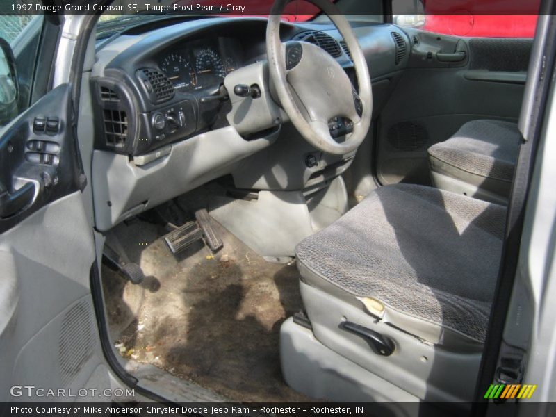 Taupe Frost Pearl / Gray 1997 Dodge Grand Caravan SE