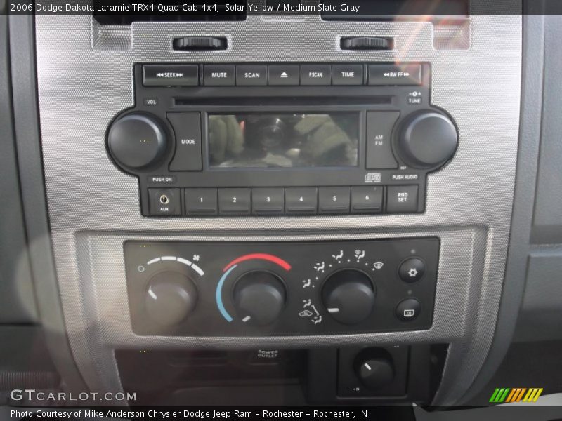 Controls of 2006 Dakota Laramie TRX4 Quad Cab 4x4