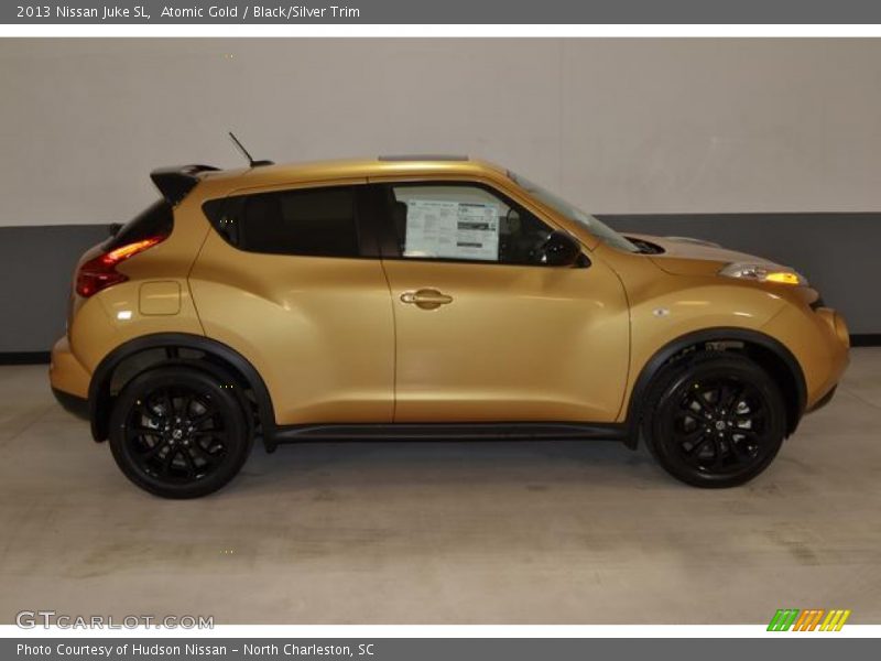  2013 Juke SL Atomic Gold