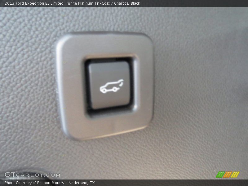 White Platinum Tri-Coat / Charcoal Black 2013 Ford Expedition EL Limited