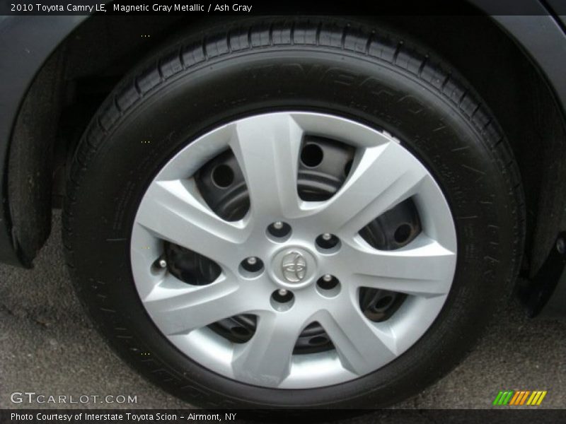 Magnetic Gray Metallic / Ash Gray 2010 Toyota Camry LE