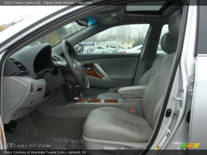 Classic Silver Metallic / Ash Gray 2010 Toyota Camry XLE