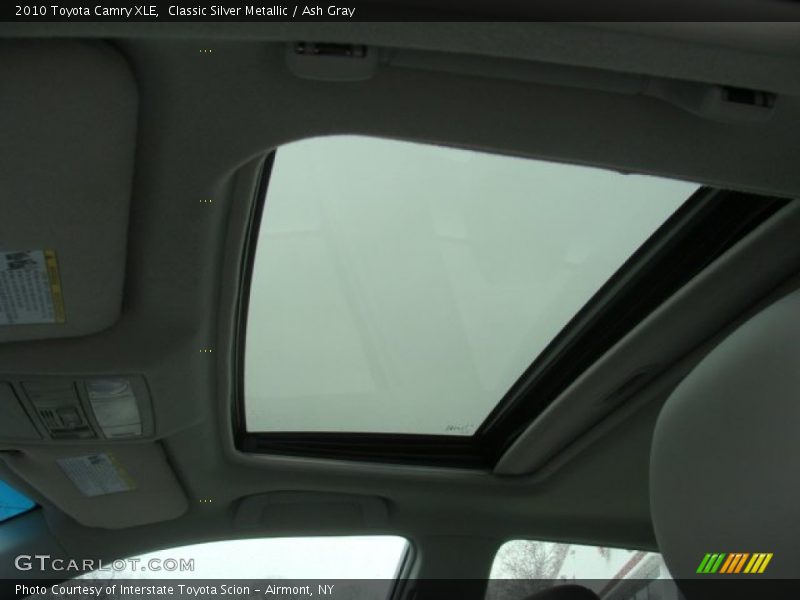 Classic Silver Metallic / Ash Gray 2010 Toyota Camry XLE