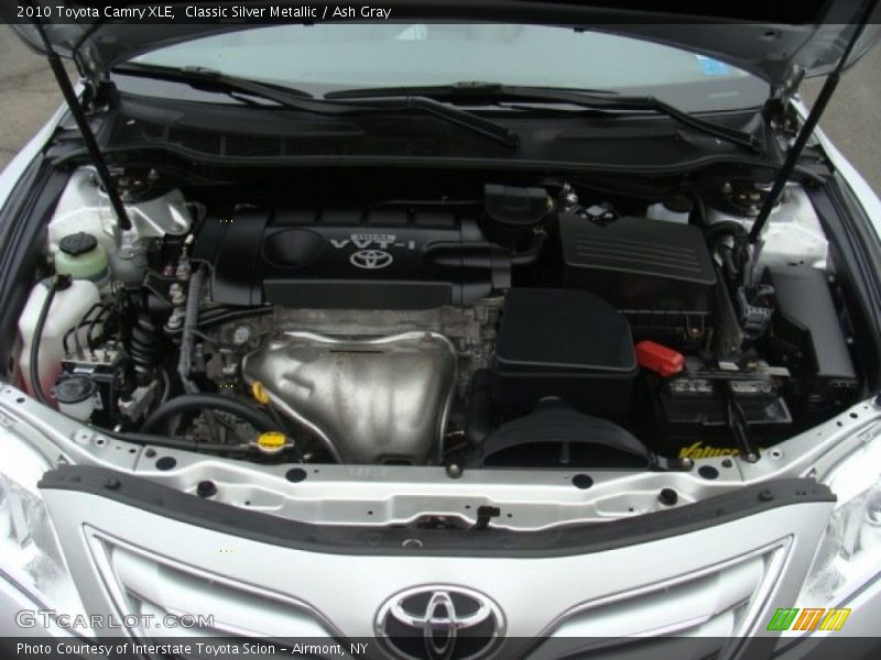 Classic Silver Metallic / Ash Gray 2010 Toyota Camry XLE