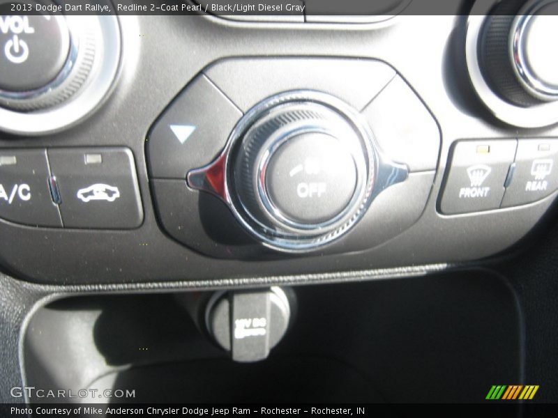 Redline 2-Coat Pearl / Black/Light Diesel Gray 2013 Dodge Dart Rallye