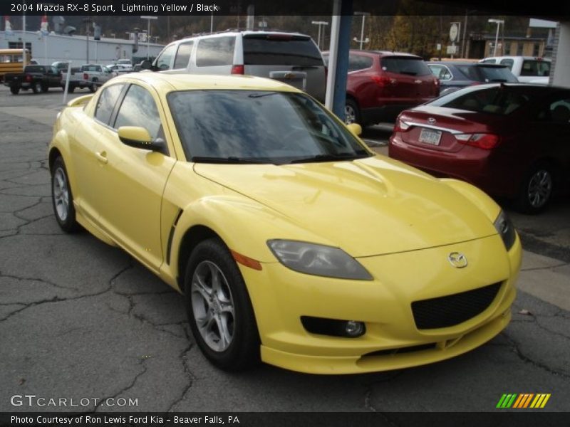 Front 3/4 View of 2004 RX-8 Sport