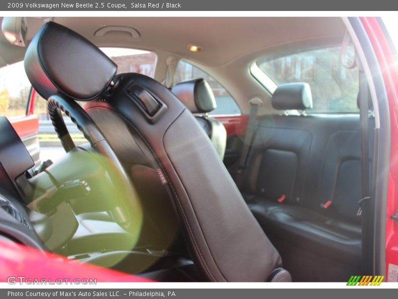 Salsa Red / Black 2009 Volkswagen New Beetle 2.5 Coupe