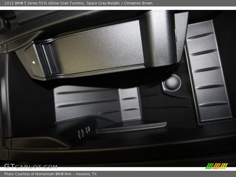 Space Gray Metallic / Cinnamon Brown 2013 BMW 5 Series 550i xDrive Gran Turismo