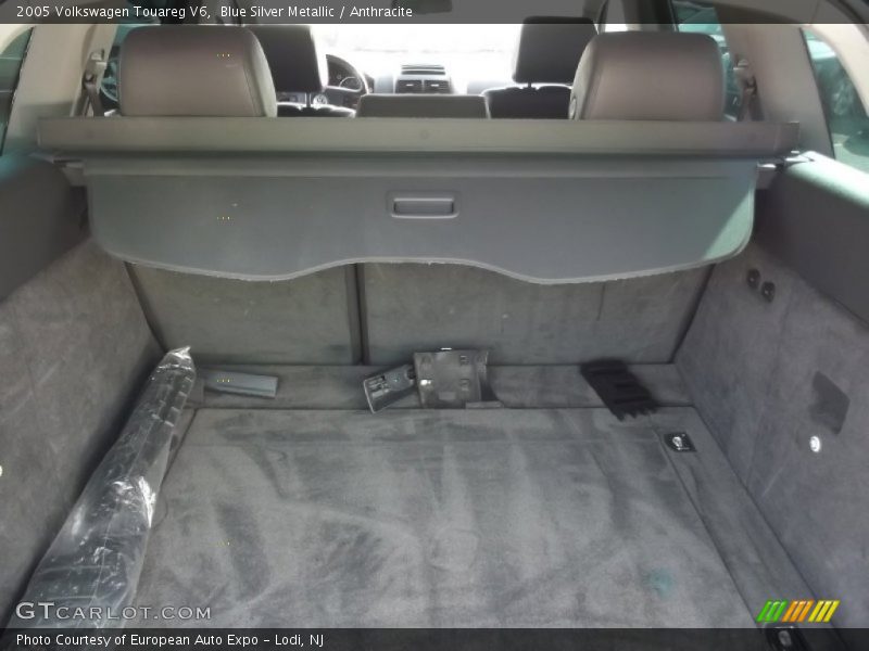 Blue Silver Metallic / Anthracite 2005 Volkswagen Touareg V6