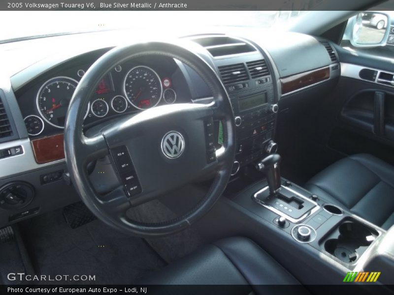 Blue Silver Metallic / Anthracite 2005 Volkswagen Touareg V6