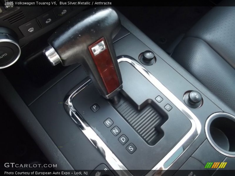 Blue Silver Metallic / Anthracite 2005 Volkswagen Touareg V6