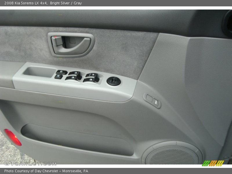 Bright Silver / Gray 2008 Kia Sorento LX 4x4