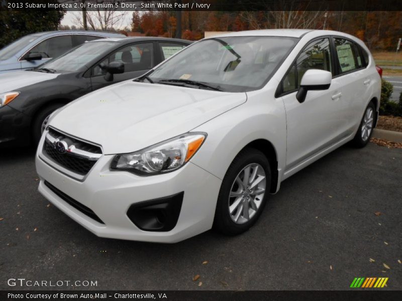Front 3/4 View of 2013 Impreza 2.0i Premium 5 Door