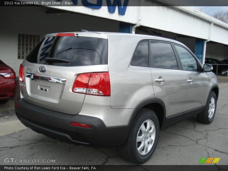 Bright Silver / Black 2013 Kia Sorento LX